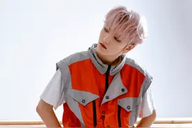 《偶练》选手被指塌房，曾说不能花粉丝钱养活嫂子，队友还被连累图片