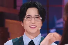 靠儿子洗白？薛之谦上节目炫娃，小雪糕2岁会说方言萌翻全场图片