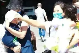 朱丹晒一双儿女美照，两姐弟互动场面温馨有爱，网友：教育得真好图片