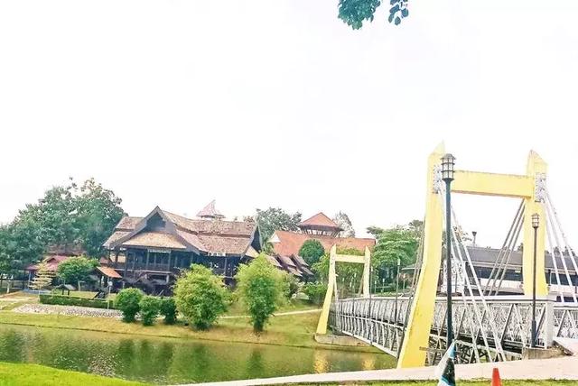 文苑 | 醉游“泰、新、马”三国