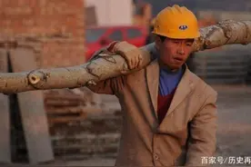 二十不拼，三十不豪，四十不富，五十将来寻死路图片