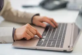 平顶山128项重点工作分工确定：完成鹰城农商行改制 1家企业申报上市图片