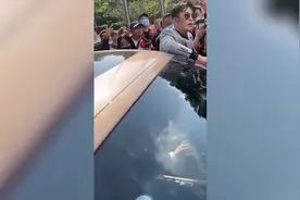 反转！网传与辛巴争吵的保安被开除 酒店回应：冒充的视频封面