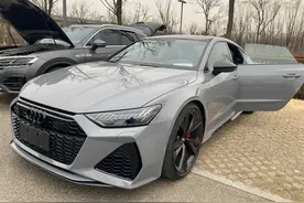 男人的究极梦想，全新奥迪RS 7实车，轻混加持3.6秒破百图片
