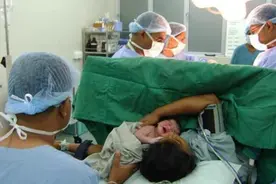 出生前半个小时，胎宝都在忙些啥？宝妈看完直呼：“我宝太暖心”图片