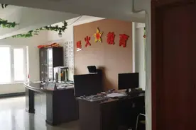 事发大庆！半年补课花掉五万七 高考只打了245分？图片