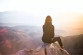 懂事的子女，在这三种情况下对父母，都会做到孝而不顺图片