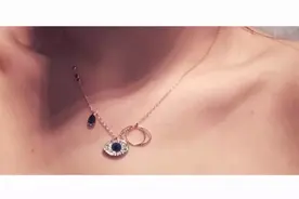 买买分丨恶魔之眼，施华洛世奇项链中的断货王!图片