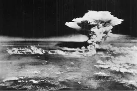 1945年原子弹爆炸前后的日本广岛图片