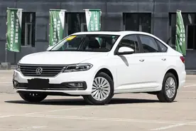 大众朗逸降价2.7万，5.5升油耗+6AT，车够用就行图片