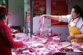 猪肉连降20周，为何熟食价格依然坚挺，熟食店老板：成本不一样图片