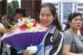 高考726，理综接近满分的重庆女孩：从不补课，掌握3个方法很重要图片