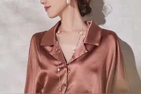 早秋出游，少不了一款“轻熟风”衬衫，拍照特上镜，简直美的洋气图片