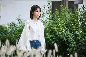 “儿媳不是人，竟在我病重住院时离婚”儿媳的三连问，婆婆被打脸图片