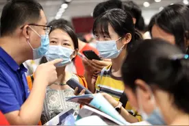 高考556分，广西一考生捡漏上海交大，原计划复读图片