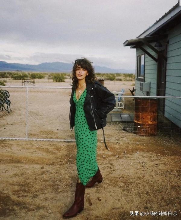 入春怎么穿？回头率最高的穿搭参考：“长裙+外套”，气质又高级