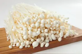 麻辣烫里放在角落的“隐形贵菜”，许多人都不拿，老板看了乐开花图片