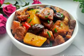 春季就馋这菜，营养美味，香的人直流口水，汤汁拌饭也能多吃两碗图片