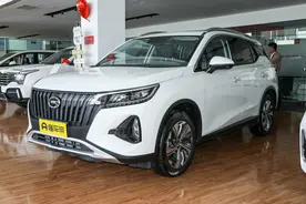 好看又好开的国产SUV，累计卖出100万辆，传祺GS4为啥如此给力？图片