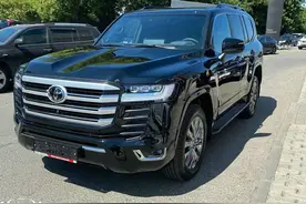 3.5T中东版陆巡海外52.4万，如果进口到国内，价格可能让你失望图片