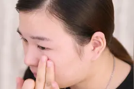 胖脸博主教你快速瘦脸妆，简单易学，不动刀子也能拥有小v脸视频封面