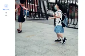 小男孩穿裙子上学，被老师批判一节课：尊重孩子的自由，要有底线图片