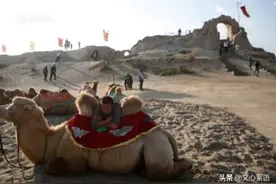 一组衣柜4200万元，张贤亮西北影视城有多少财富图片