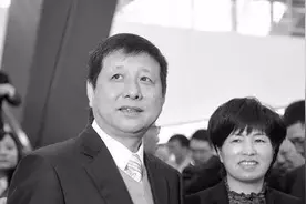 26岁辞职创业，51岁公司市值93亿，55岁欠债百亿跳楼自杀图片