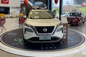 到店实探全新奇骏：展台冷清鲜有人过问，价格偏高毫无优惠图片