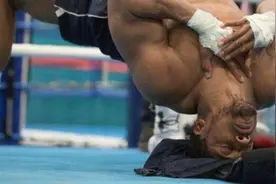 世界体坛“非人类”肌肉：博尔特小腿，泰森脖子，张伟丽腹肌图片