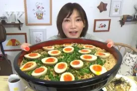 “大胃吃播”畸形又无知图片