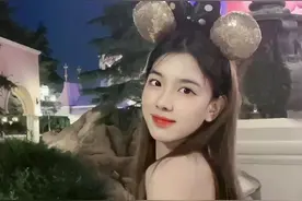 抖音目前最火的孙一宁和兔子牙……图片