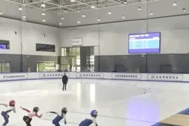 8岁女孩摔了一跤后逆转夺冠，500多万人为她点赞图片