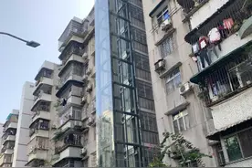 广东广州：加装电梯引纠纷，八旬老人将32户业主诉至法院！图片