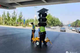 守望相助，共渡难关！漯河公安援郑一线故事（四）图片