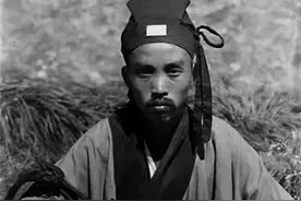 道士举报方丈，法院为方丈撑腰，道士愤而执行家法图片