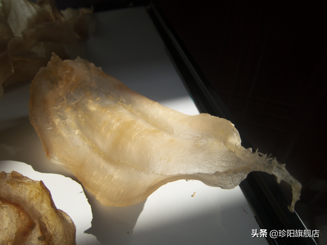 孕妇吃花胶燕窝好吗 2026年孕妇吃花胶燕窝好吗有营养吗