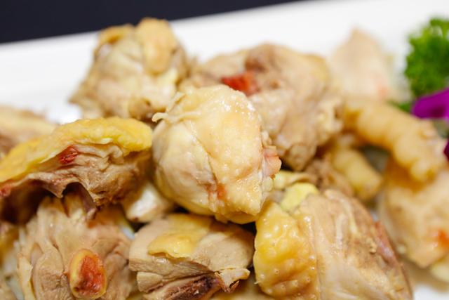 花胶煲姜酒猪肚 花胶煲姜酒猪肚汤的做法