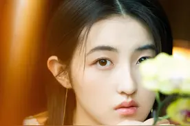 张子枫高考成绩391，学霸人设崩塌，曾问彭昱畅：四百多很难考吗图片