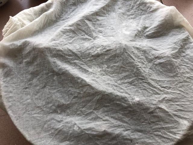 保存螃蟹时，最忌直接放冰箱，老渔民教您一招，放7天都鲜活好吃