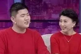 老来女的待遇！闫学晶对儿子从小严厉，却对4岁女儿百般宠爱图片