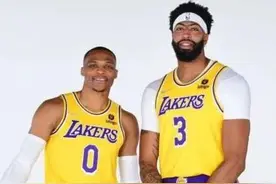 拿着高薪，场上却是负作用？——盘点本赛季nba正负值最低的明星图片