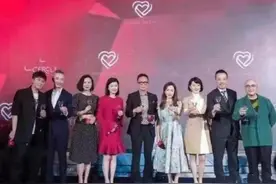 上海前首富周正毅图片