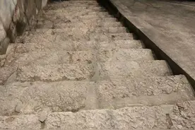 农村建房俗语：“宁可房前出场小，不可房前有人田”是什么意思？图片