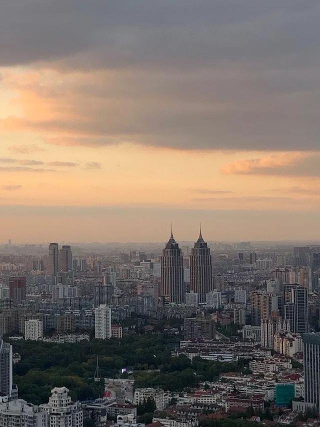 变焦就是对画面的裁切吗？你必须要搞明白变焦这回事儿
