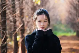 心理学：男人不主动联系时，聪明的女性，会如何正确处理？图片