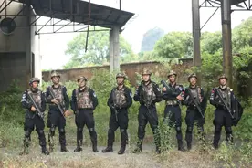 燃！隔着屏幕都能闻到“硝烟味”！“地表超强”特警训练进行时......图片