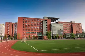 滑档太惨，四川2021高考有1万人一本掉二本，3万人二本掉专科图片