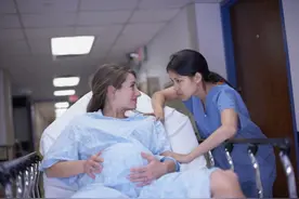 何猷君奚梦瑶成功生二胎，高龄产子有哪些秘诀呢？稳抓三点图片