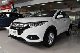 1.5L地球梦，油耗只要6.1L，日系自动挡四缸SUV，实拍缤智图片